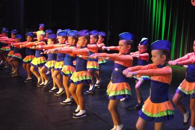 Wystąpiły ozimskie mażoretki